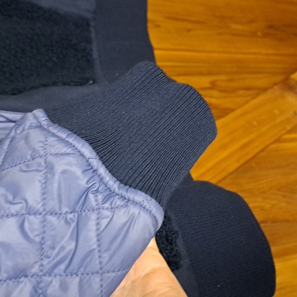 Bass Outdoor  quilted bomber L coat - Picture 3 of 9